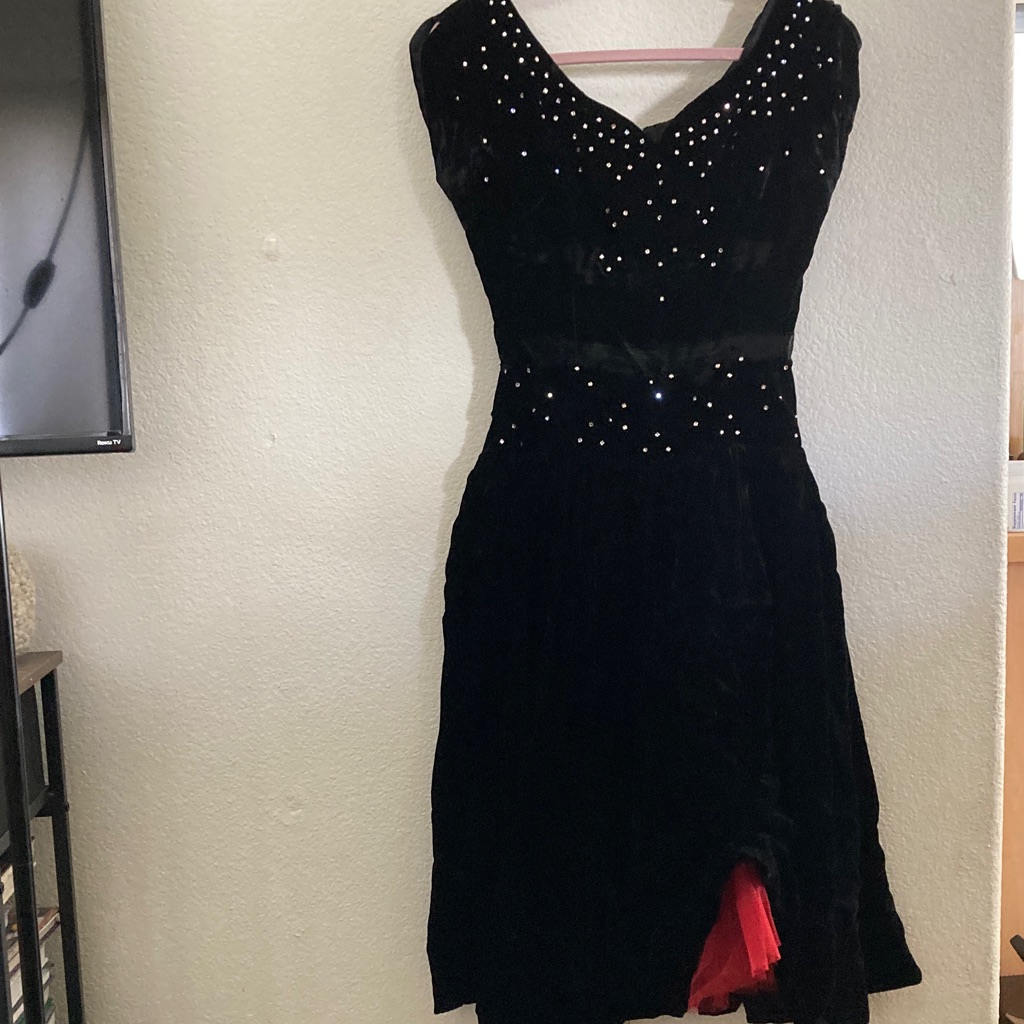 Vtg 50’s Black Velvet Evening Dress Embellished Red Slip Old Hollywood M